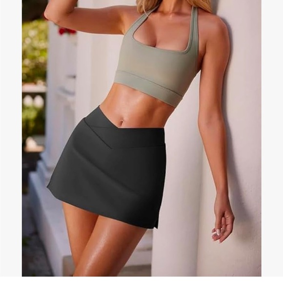 OQQ NIP M 2-pack ribbed crossover pink & black mini skirts - Picture 1 of 6